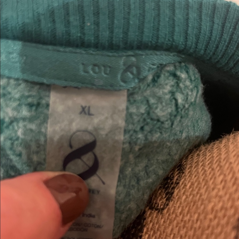 NWT Lou & Grey green Sweatshirt with White Accents apres ski club - Picture 4 of 8